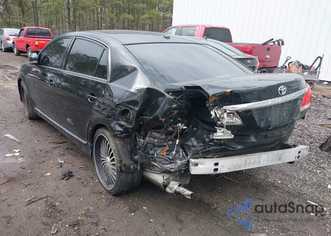 2011 Toyota Avalon z USA, uszkodzony, nr VIN 4T1BK3DB4BU408752